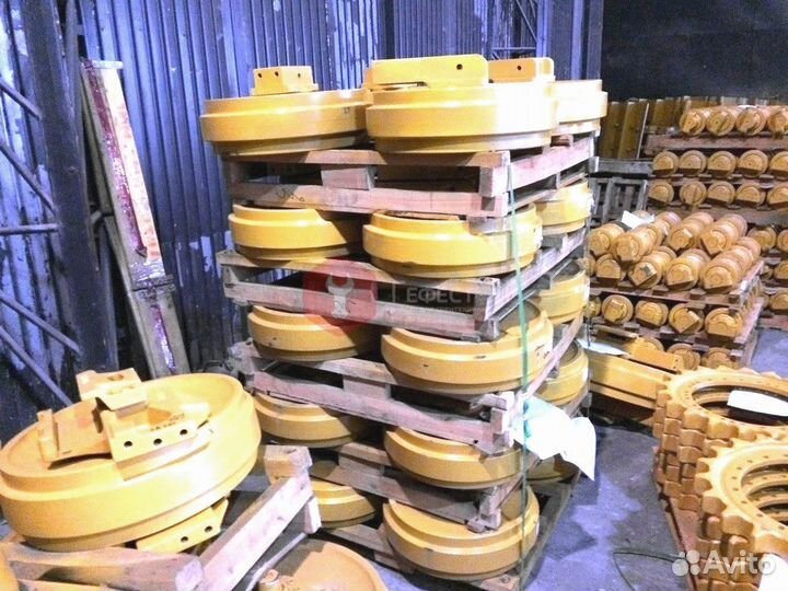 Колесо направляющее Doosan 270-00063B