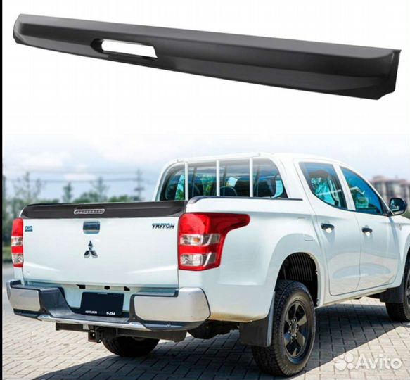 Спойлер на крышку багажника митсубиси л200