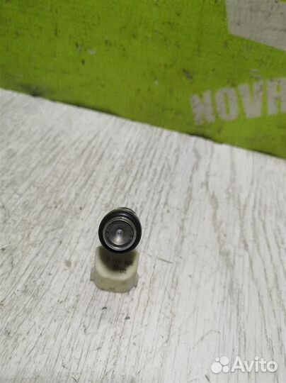 Форсунка инжекторная Шкода Октавия А4