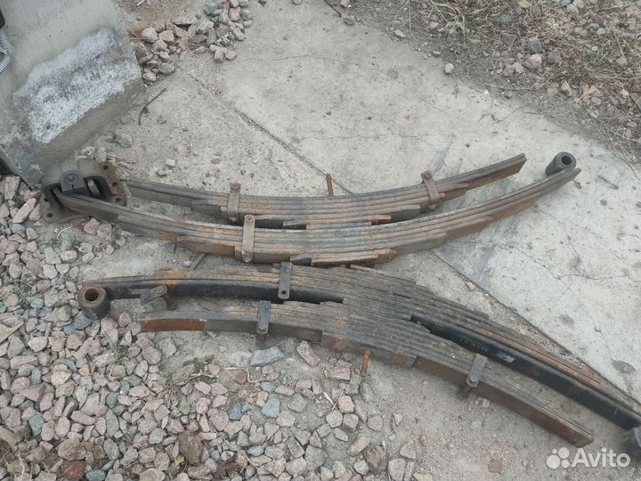 Рессоры Nissan Diesel мк211B