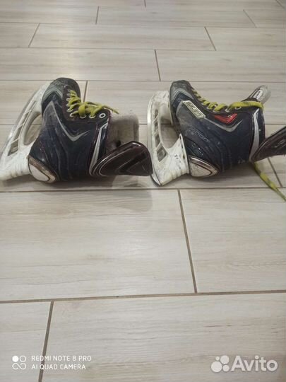 Коньки хоккейные bauer vapor x80