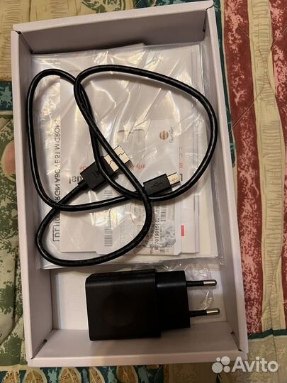 Планшет Lenovo tab3 7