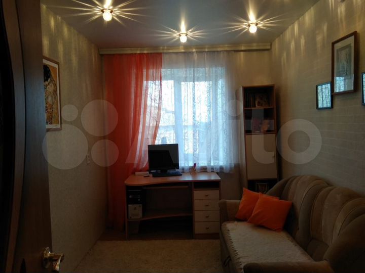 2-к. квартира, 35 м², 4/4 эт.