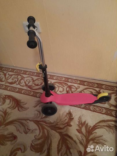 Самокат детский трехколесный