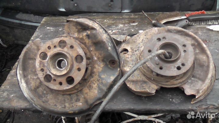 Задние ступицы на Мерседес W124 W201