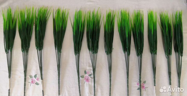 Искусственная трава осока