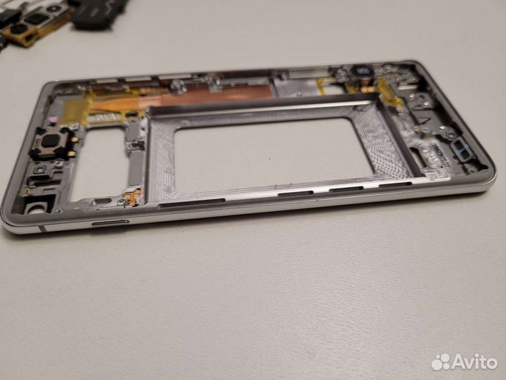 Samsung Galaxy S10 G973F Запчасти с разбора