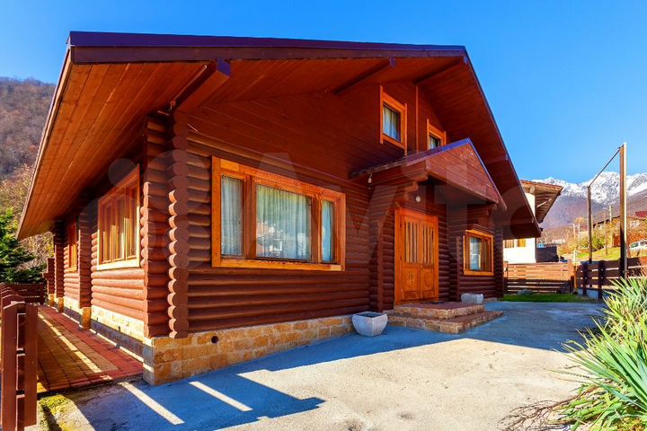 Дом 150 м² на участке 2 сот.