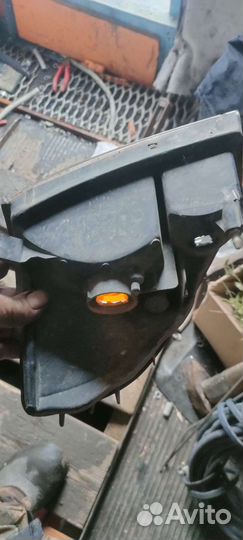 Фары передние Тойота Прадо 90