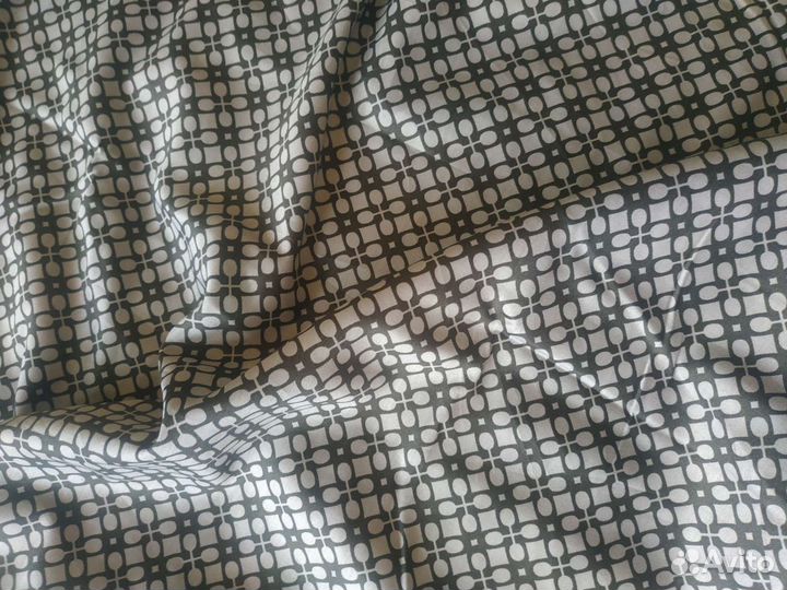 Постельное белье новое (простынь 240*260)