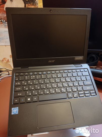 Acer TravelMate B1