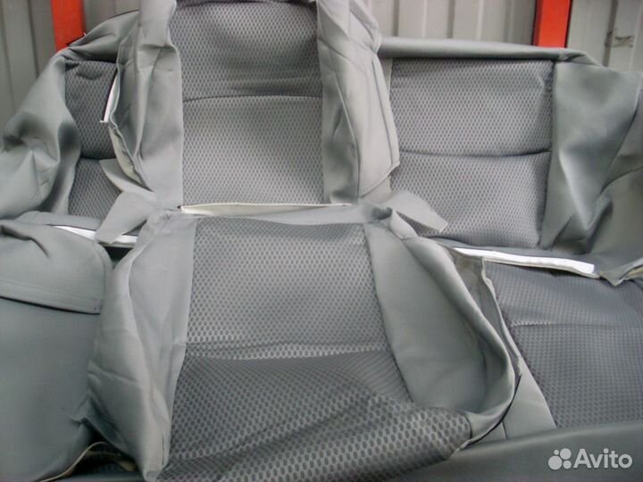 Комплект чехлов на сиденья