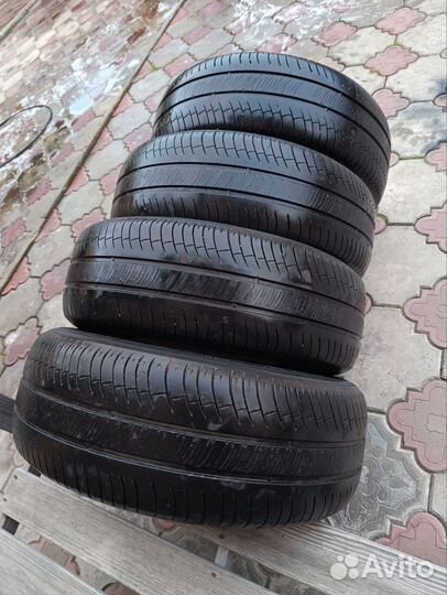 Michelin Energy E3A 215/60 R16