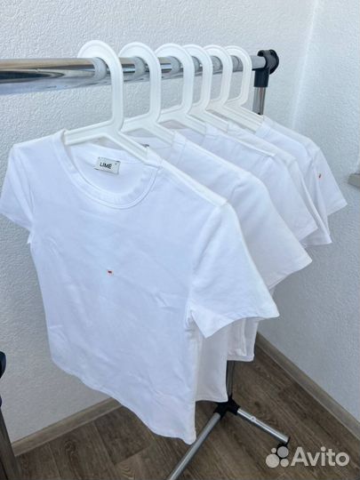 Укороченная футболка женская lime