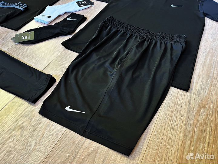 Рашгард Nike Black - 5/1, 2/1