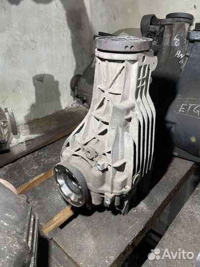 Редуктор задний Ауди А8 4Е Д3 BVJ