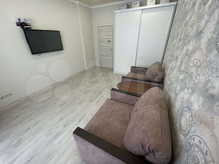 2-к. квартира, 75 м², 1/7 эт.