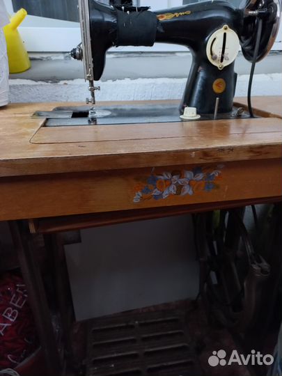 Ножная швейная машинка Подольск