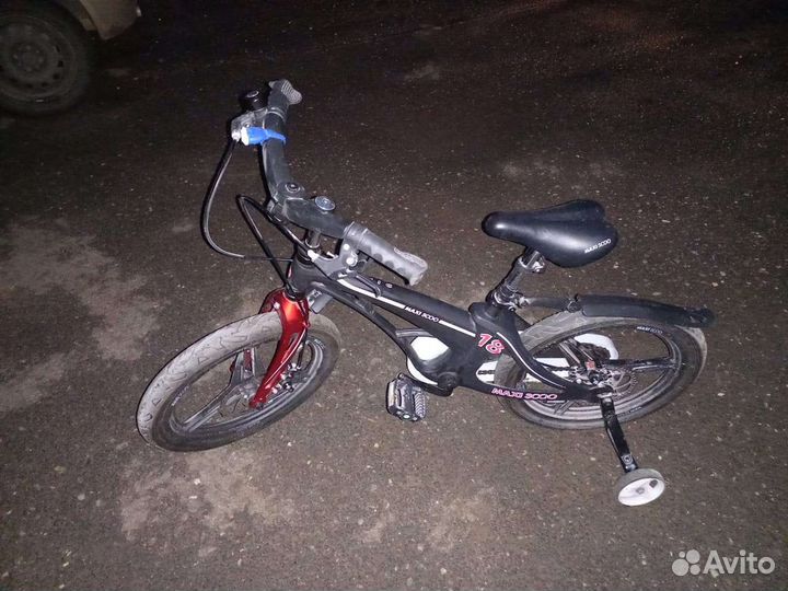 Детский велосипед на литых дисках Maxiscoo Cosmic