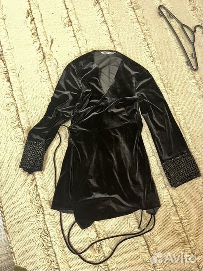 Платье бархат 42 zara