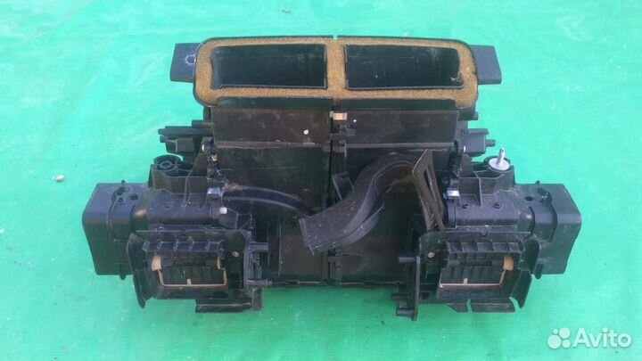 Корпус заслонок печки Мерседес S350 w221, 2008