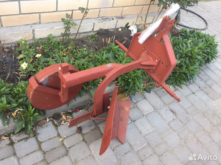 Плуг для мини трактора мтз кмз