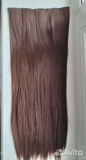 Волосы на заколках