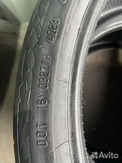 Continental ContiSportContact 7 245/35 R20 и 275/30 R20 97Y