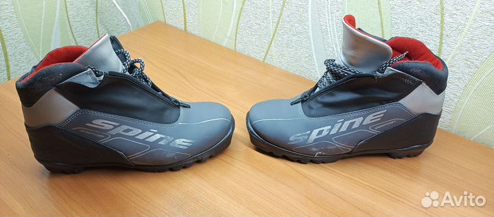 Лыжные ботинки 38р