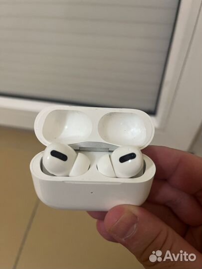 Беспроводные наушники apple airpods pro 1