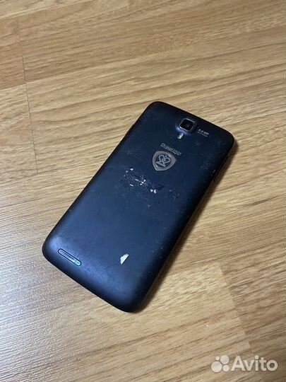 Prestigio MultiPhone 3501 DUO, 4 ГБ