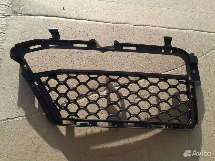 Mb w212 2009-2013 E-class сетки в Передний бампер