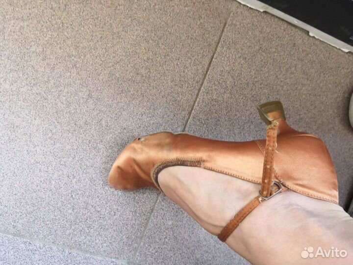 Туфли для бальных танцев