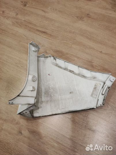 Ford Kuga накладка заднего бампера левая