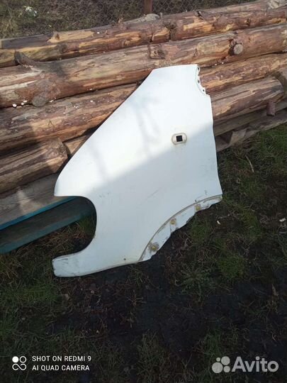 Крыло левое от Рено мастер 2002 год