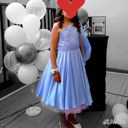 Платье праздничное