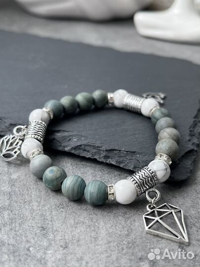 Браслет из натуральных камней