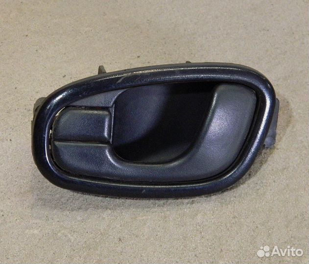 Ручка двери зад. левой внутренняя Chevrolet Lanos