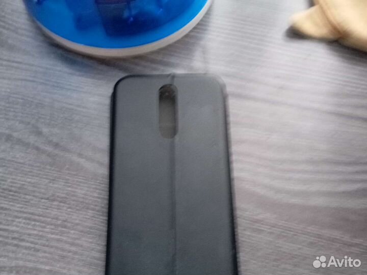 Продам чехол на xiaomi redmi 8