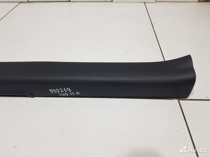 Накладка порога передняя левая (Hyundai i40)