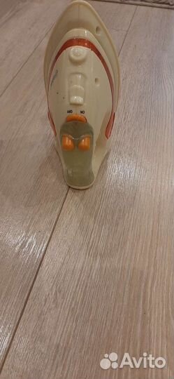 Игрушка утюг