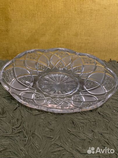 Хрустальная ваза - конфетница