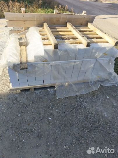 Кирпич белый новый