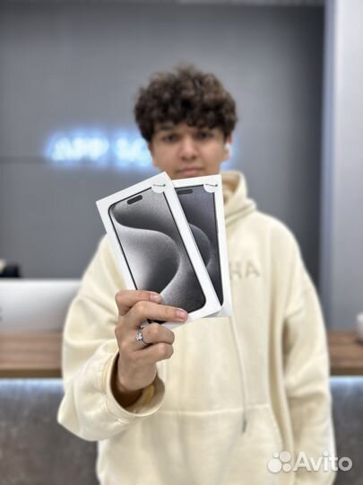 iPhone 15 Pro, 256 ГБ