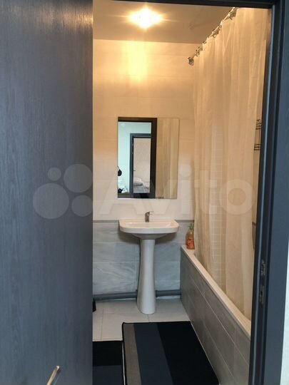 2-к. квартира, 55 м², 1/3 эт.