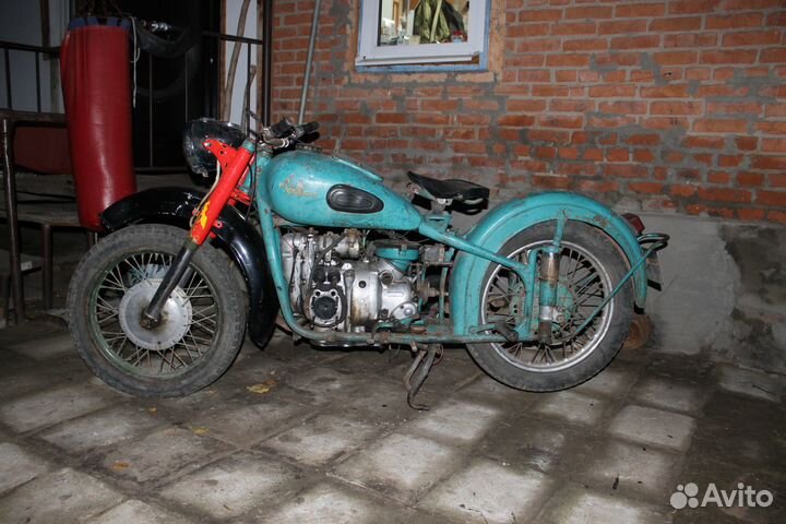 Мотоцикл Ирбит на запчасти