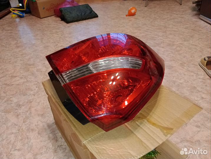 Фонарь задний левый шевролет aveo