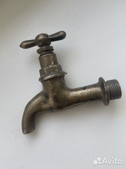 Кран старинный бронзовый