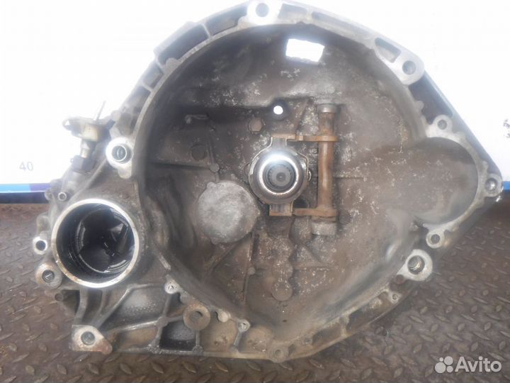 МКПП (механическая коробка переключения передач) f