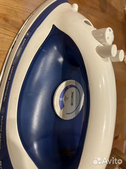 Утюг Bork